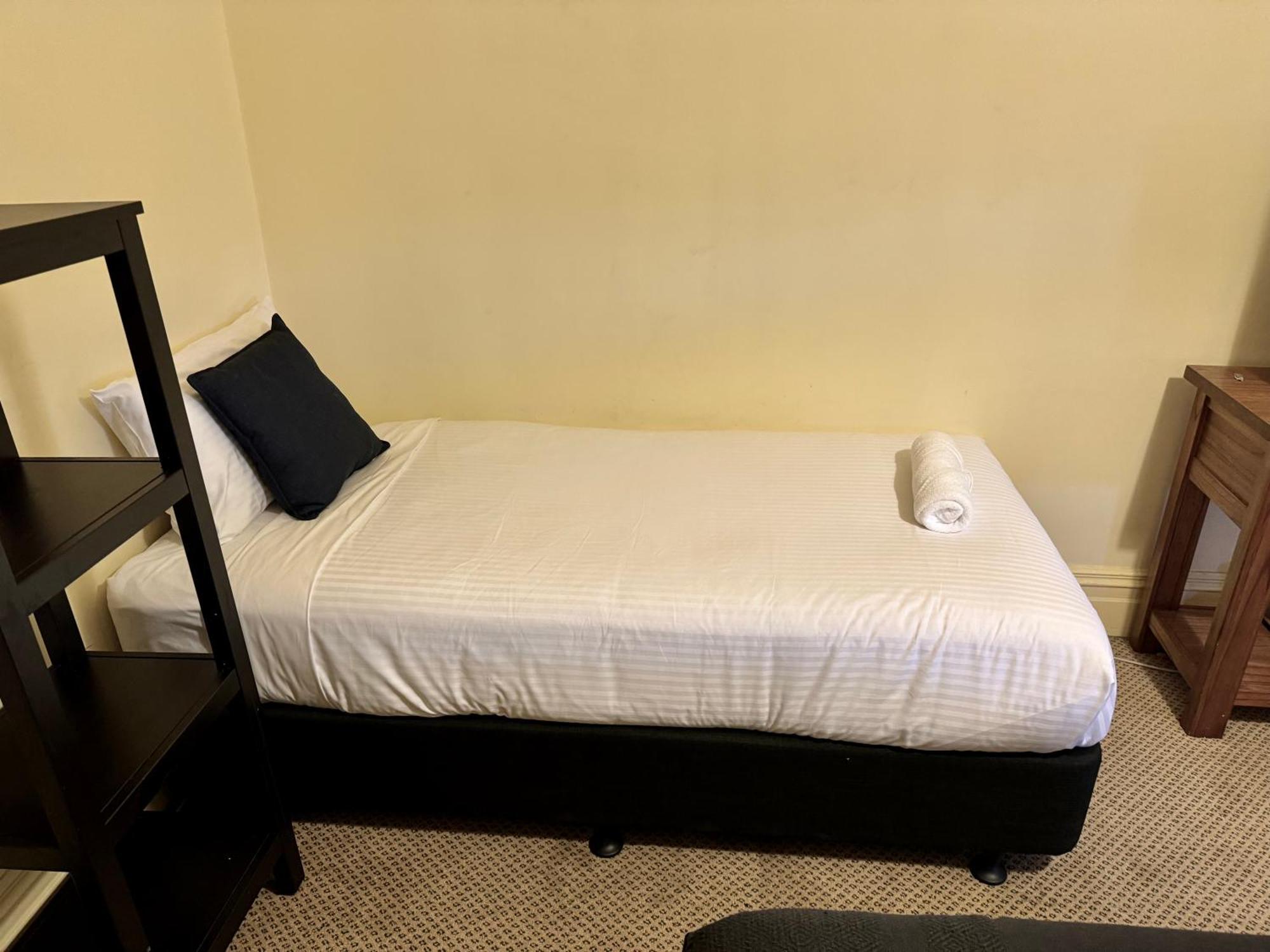 The Commercial Hotel Wallerawang Zimmer foto